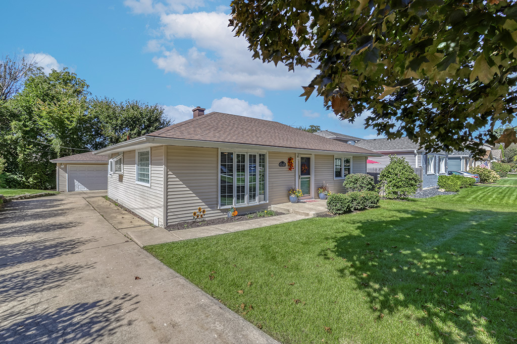1048 Hermes Avenue Property Photo 1