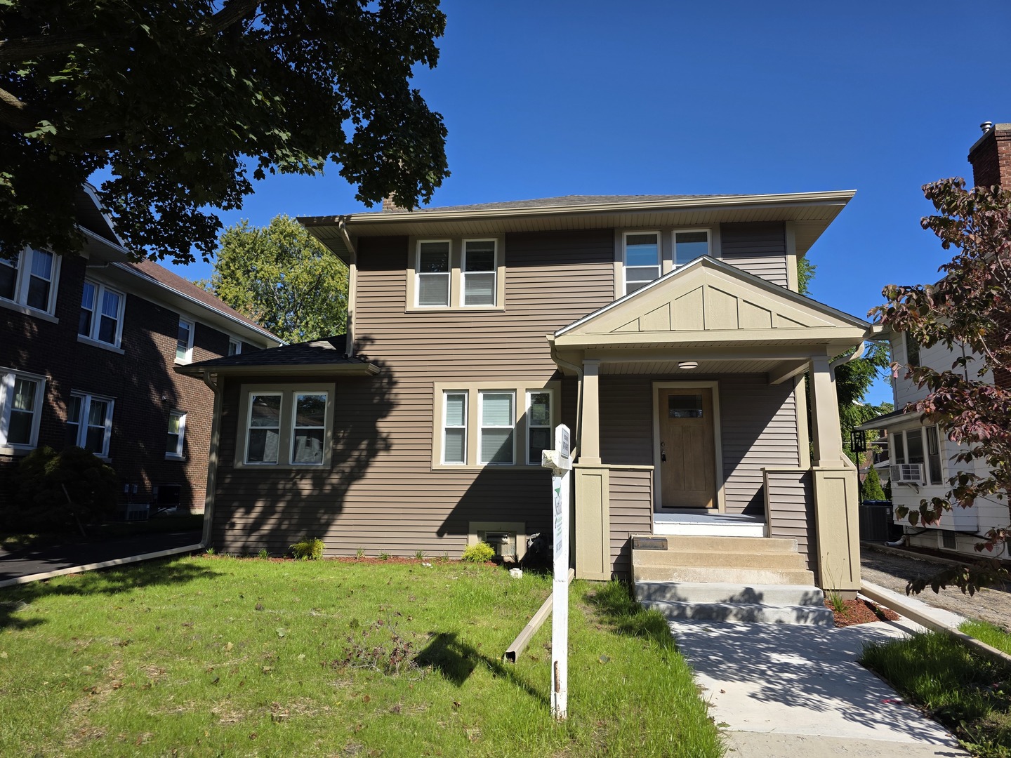 418 Hull Court Property Photo 1