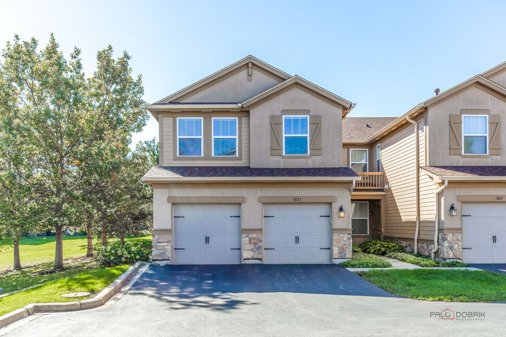 1871 Crenshaw Circle Property Photo 1