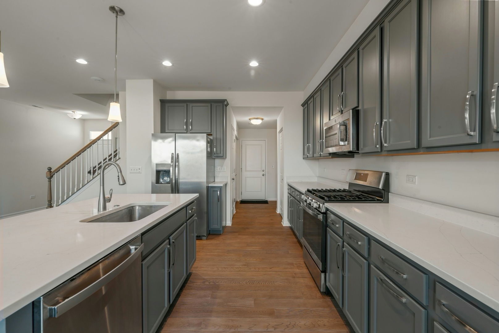 4200 Calder Lane Property Photo 6