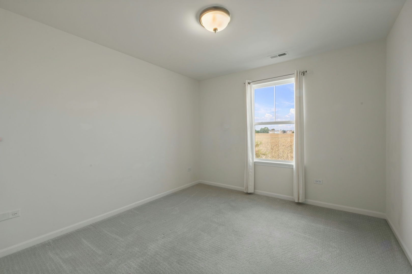 4200 Calder Lane Property Photo 14