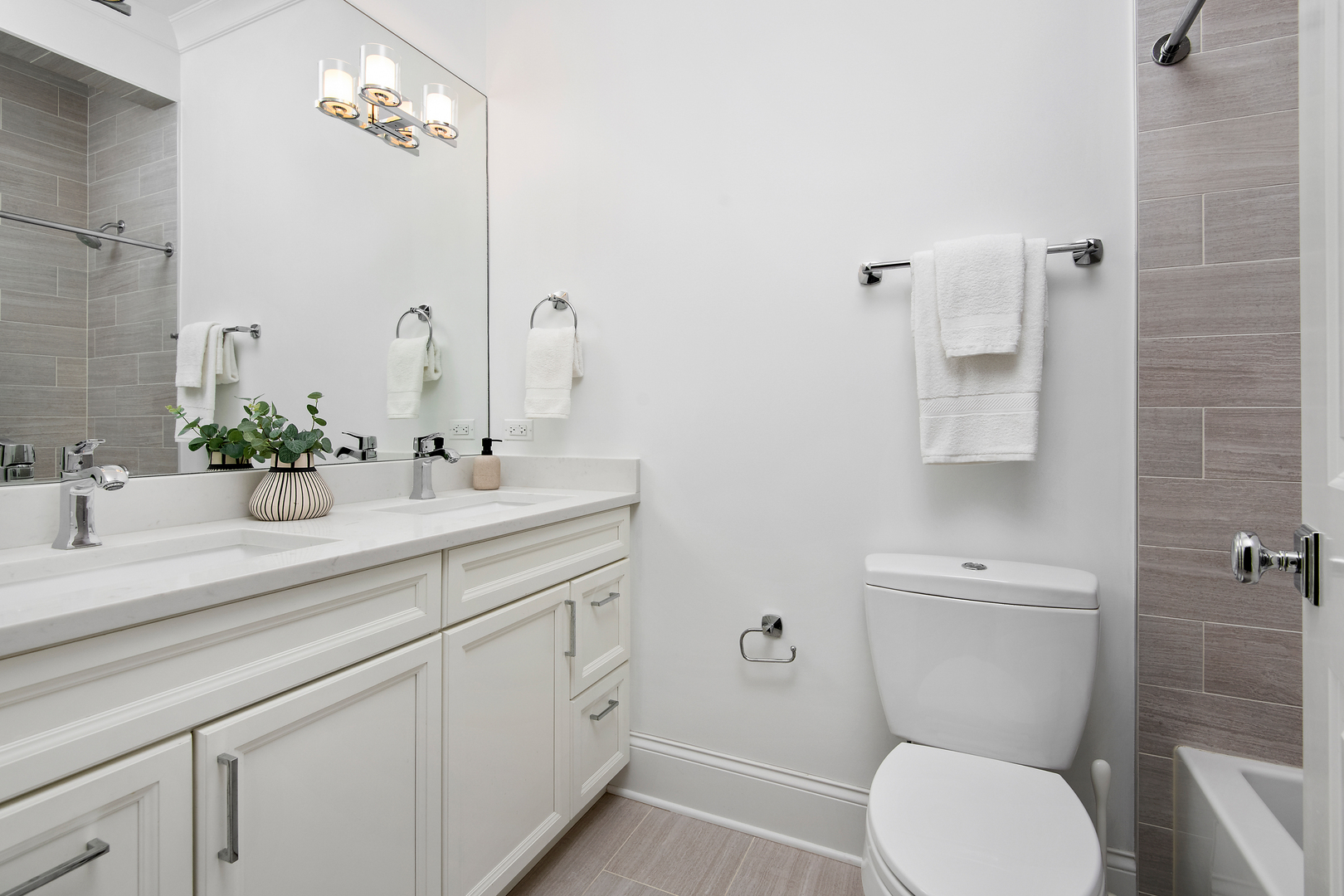 3822 N Hoyne Avenue Property Photo 21