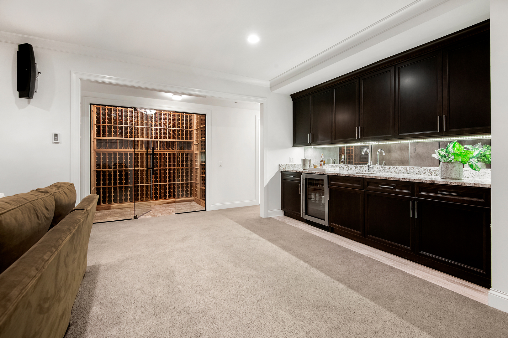 3822 N Hoyne Avenue Property Photo 28