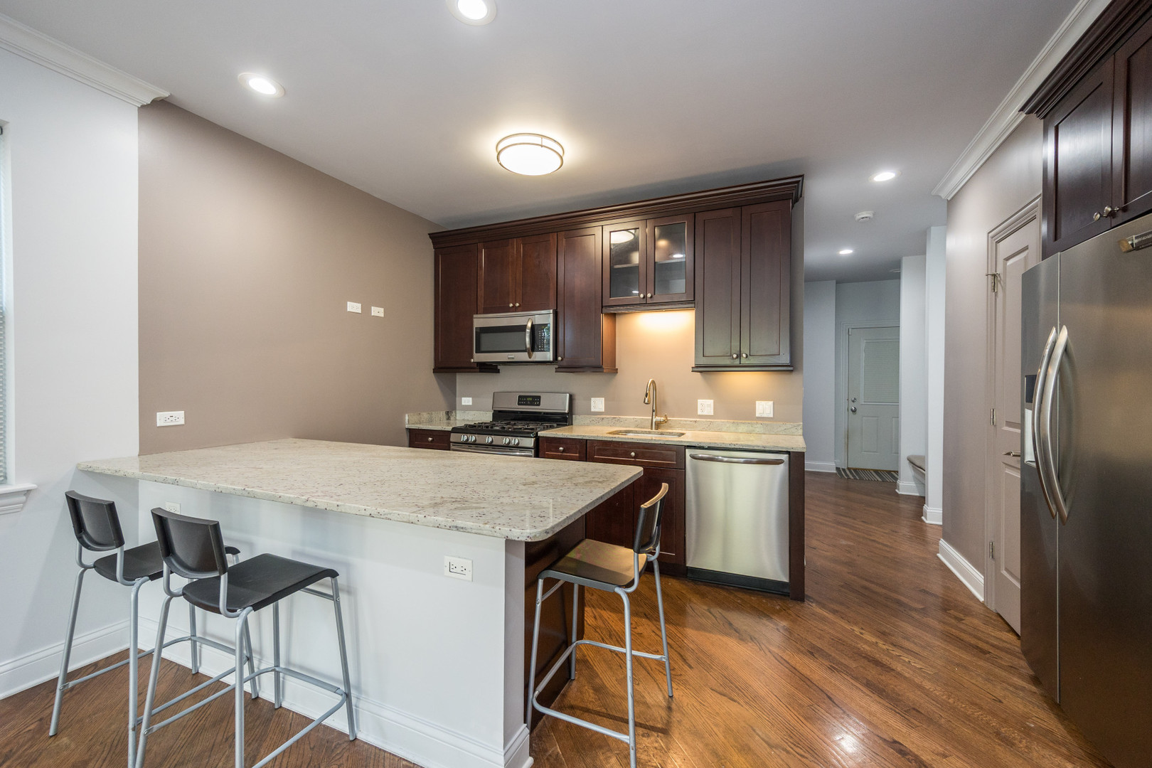 3616 N Christiana Avenue Property Photo 2