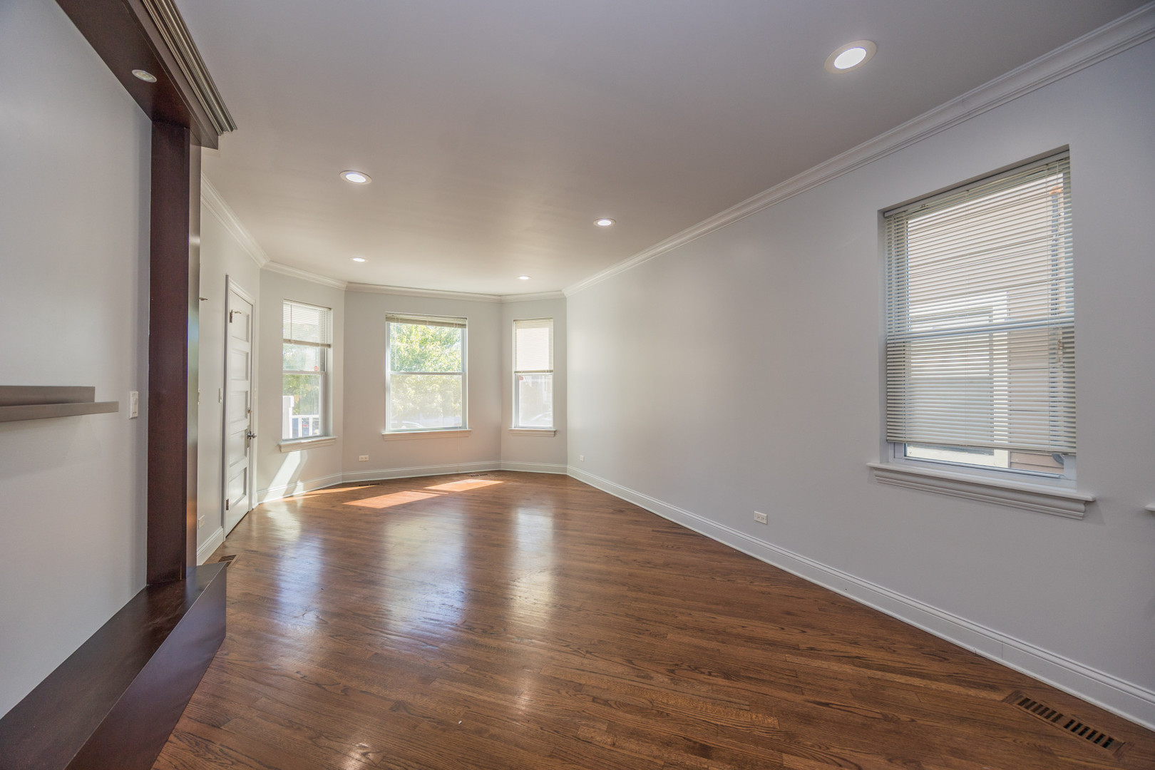 3616 N Christiana Avenue Property Photo 4