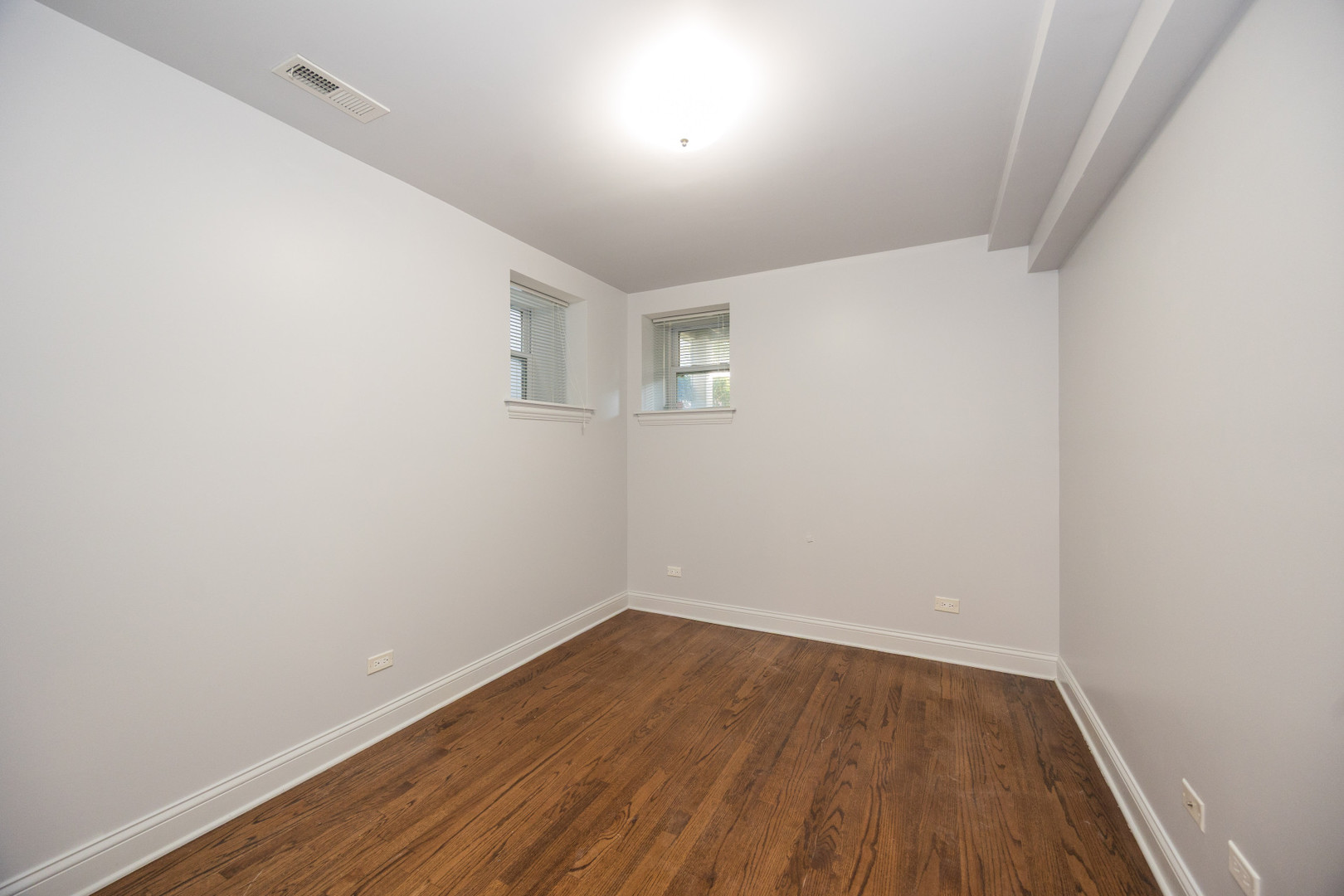 3616 N Christiana Avenue Property Photo 14