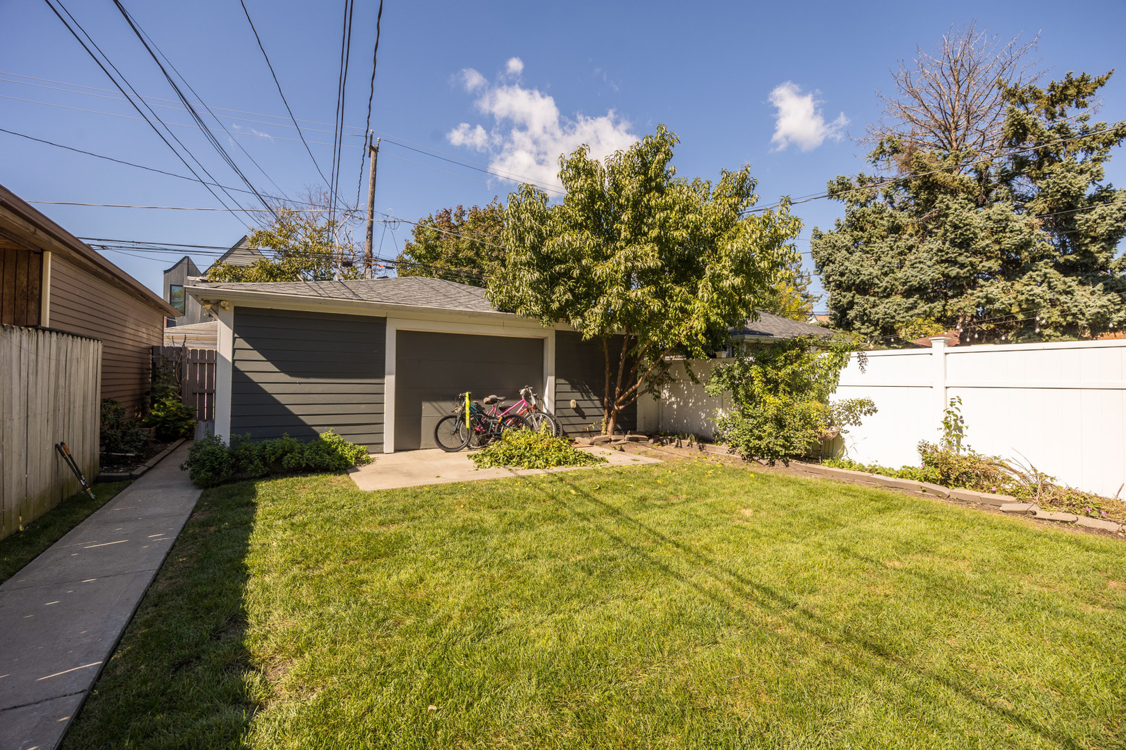 3616 N Christiana Avenue Property Photo 33