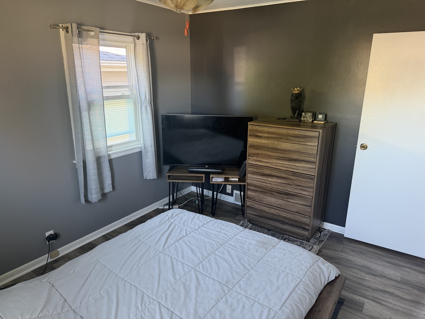 123 James Street Property Photo 11