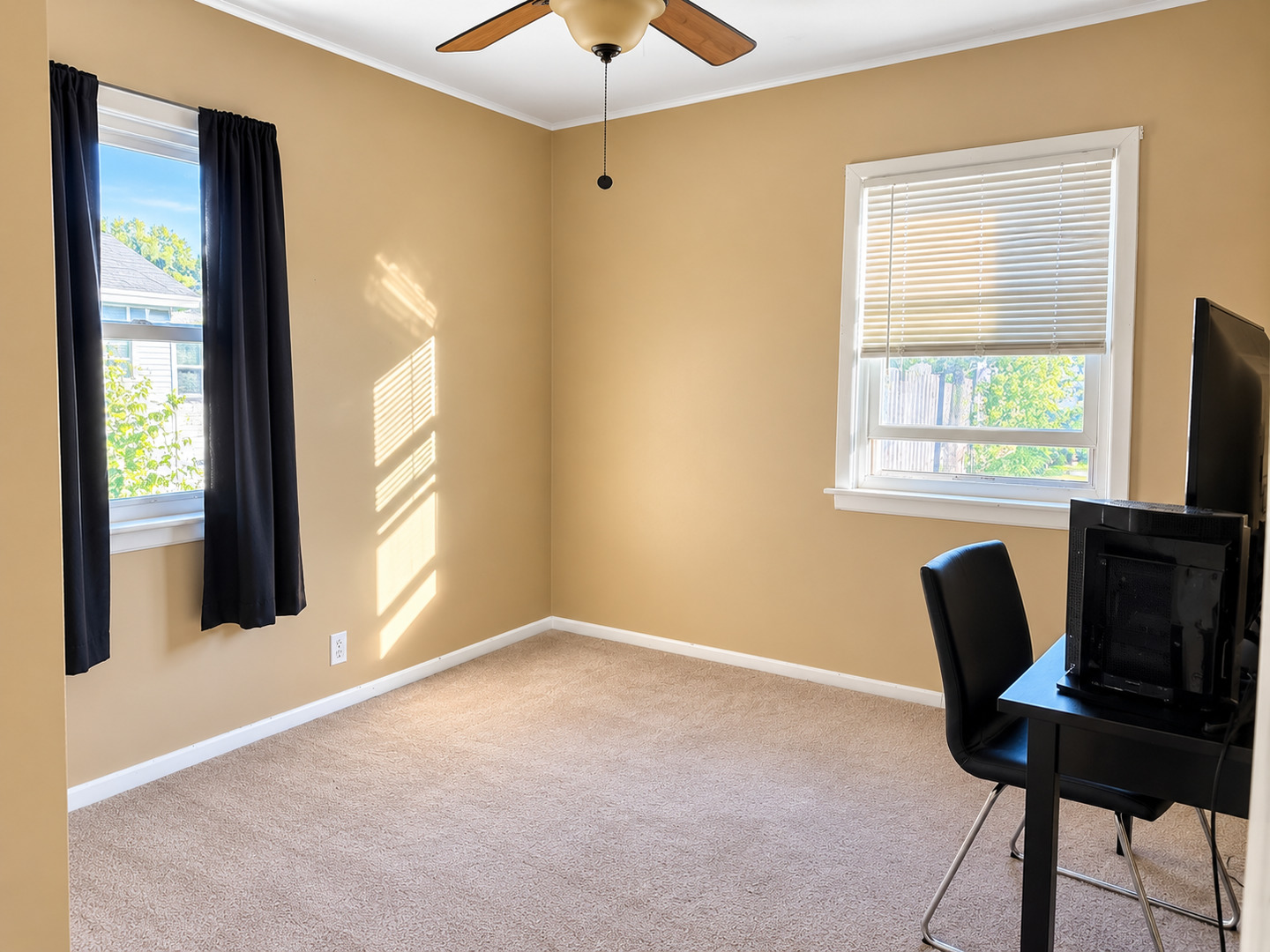 123 James Street Property Photo 13