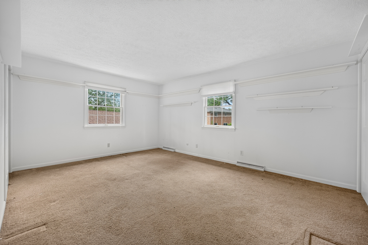 3125 Spring Lake Drive Property Photo 35