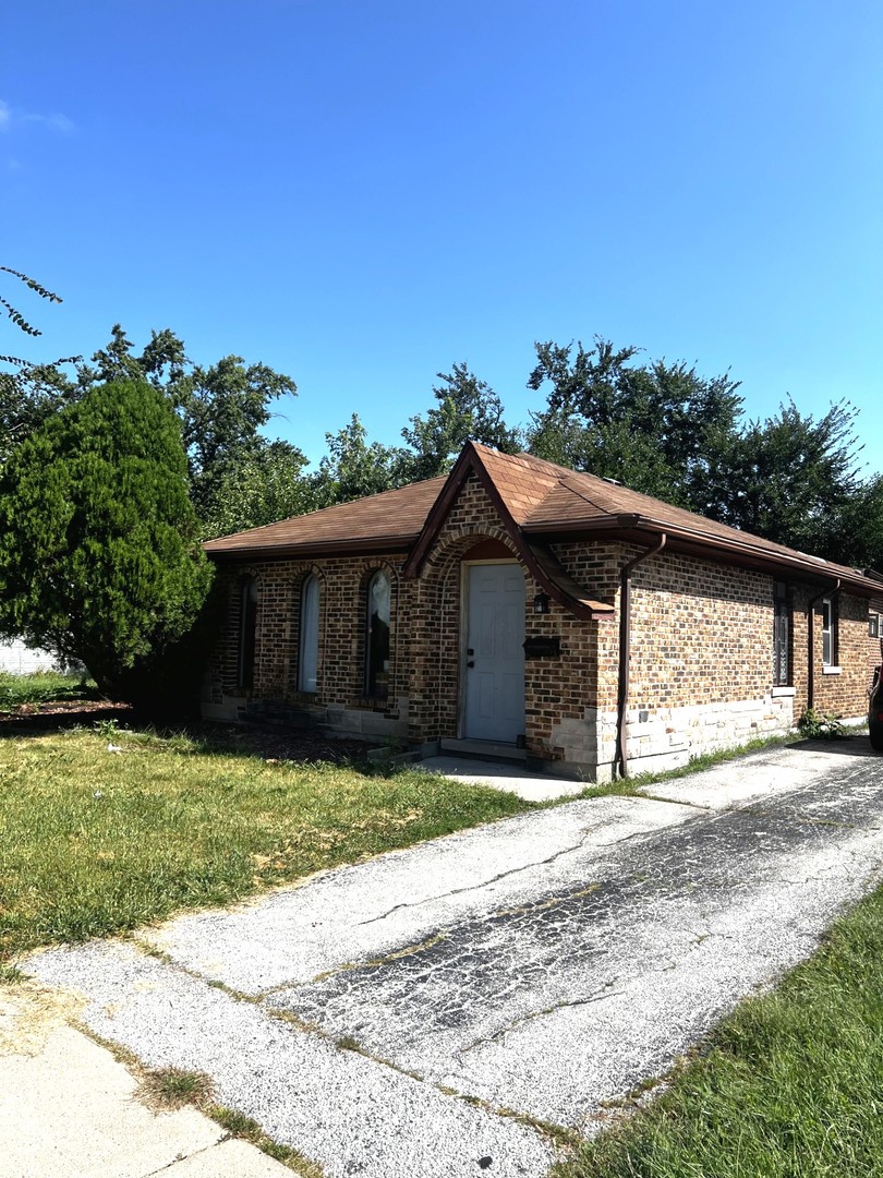 225 S Orchard Drive Property Photo 1