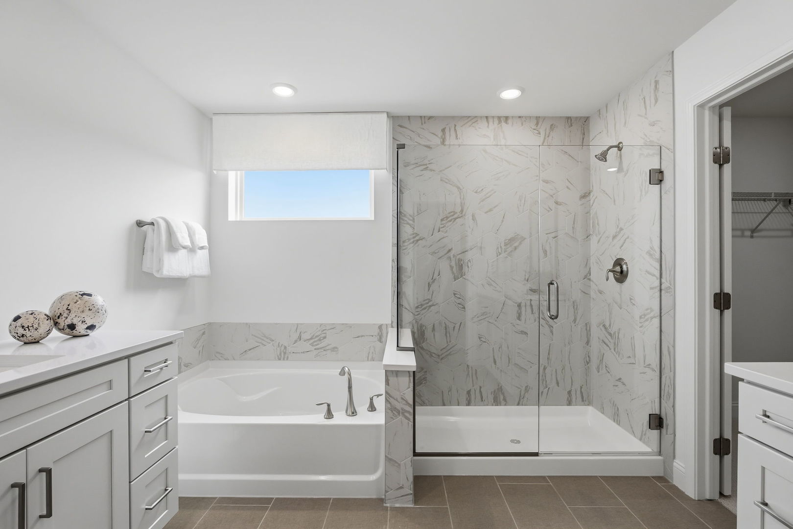 16210 Alessandra Drive Property Photo 17