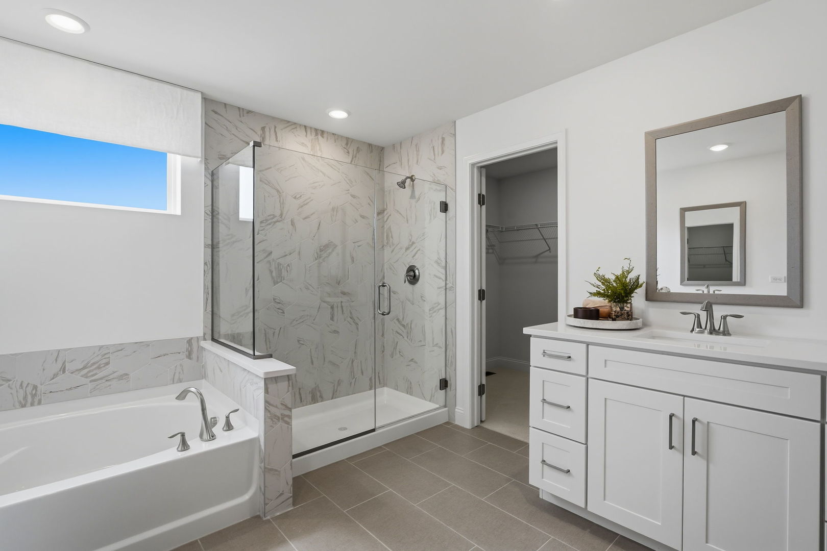 16210 Alessandra Drive Property Photo 18