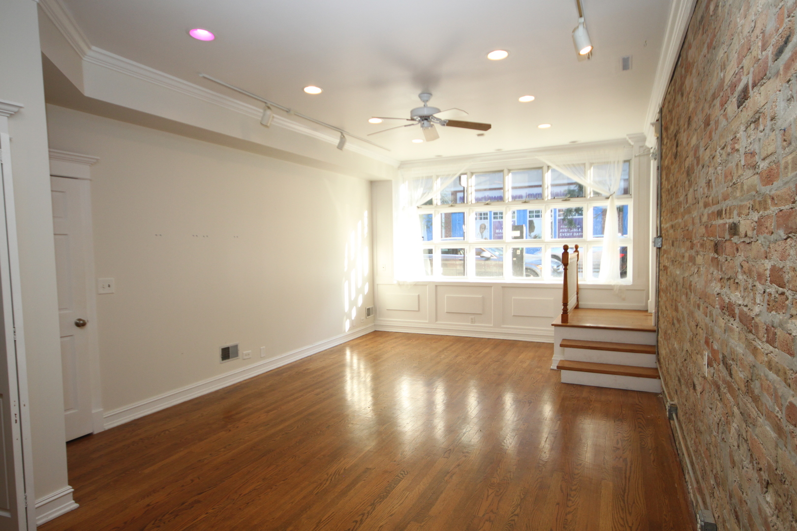 1336 W Belmont Avenue 1 Property Photo 4