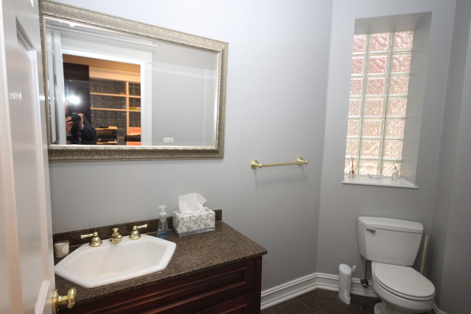 1336 W Belmont Avenue 1 Property Photo 11