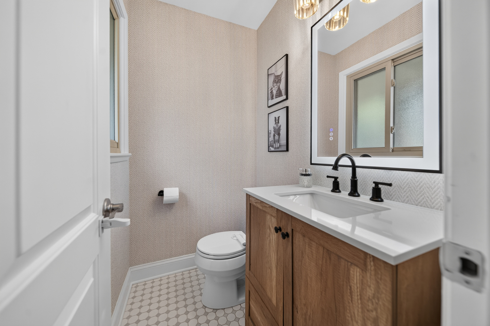 863 S Cedar Avenue Property Photo 12