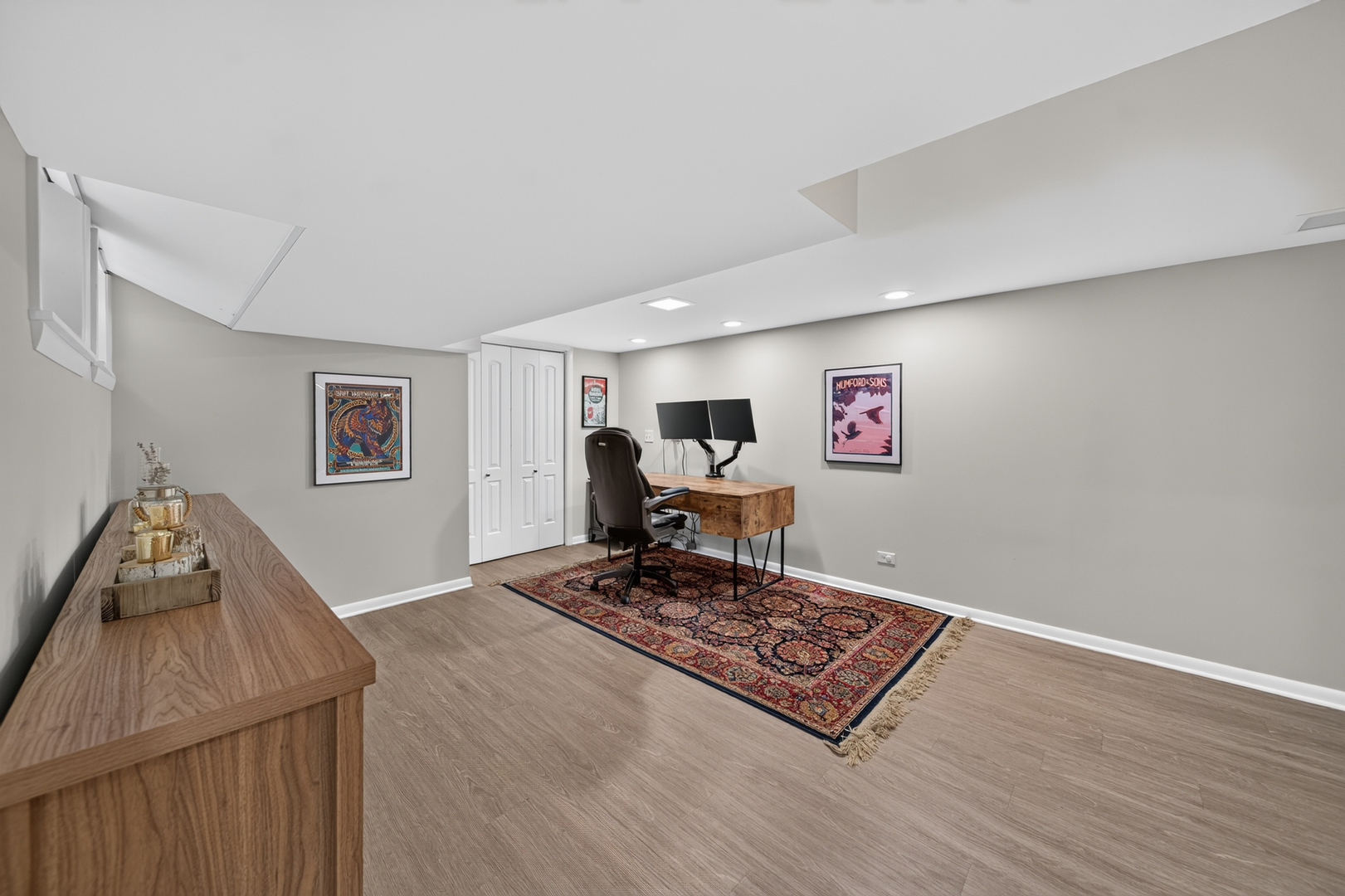 863 S Cedar Avenue Property Photo 19