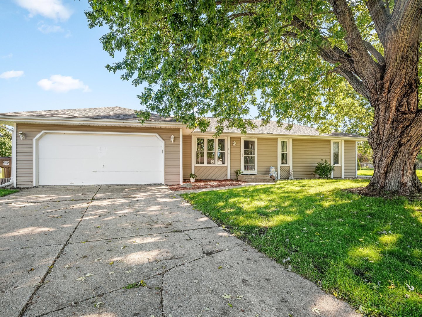 8523 Terrang Court Property Photo 1
