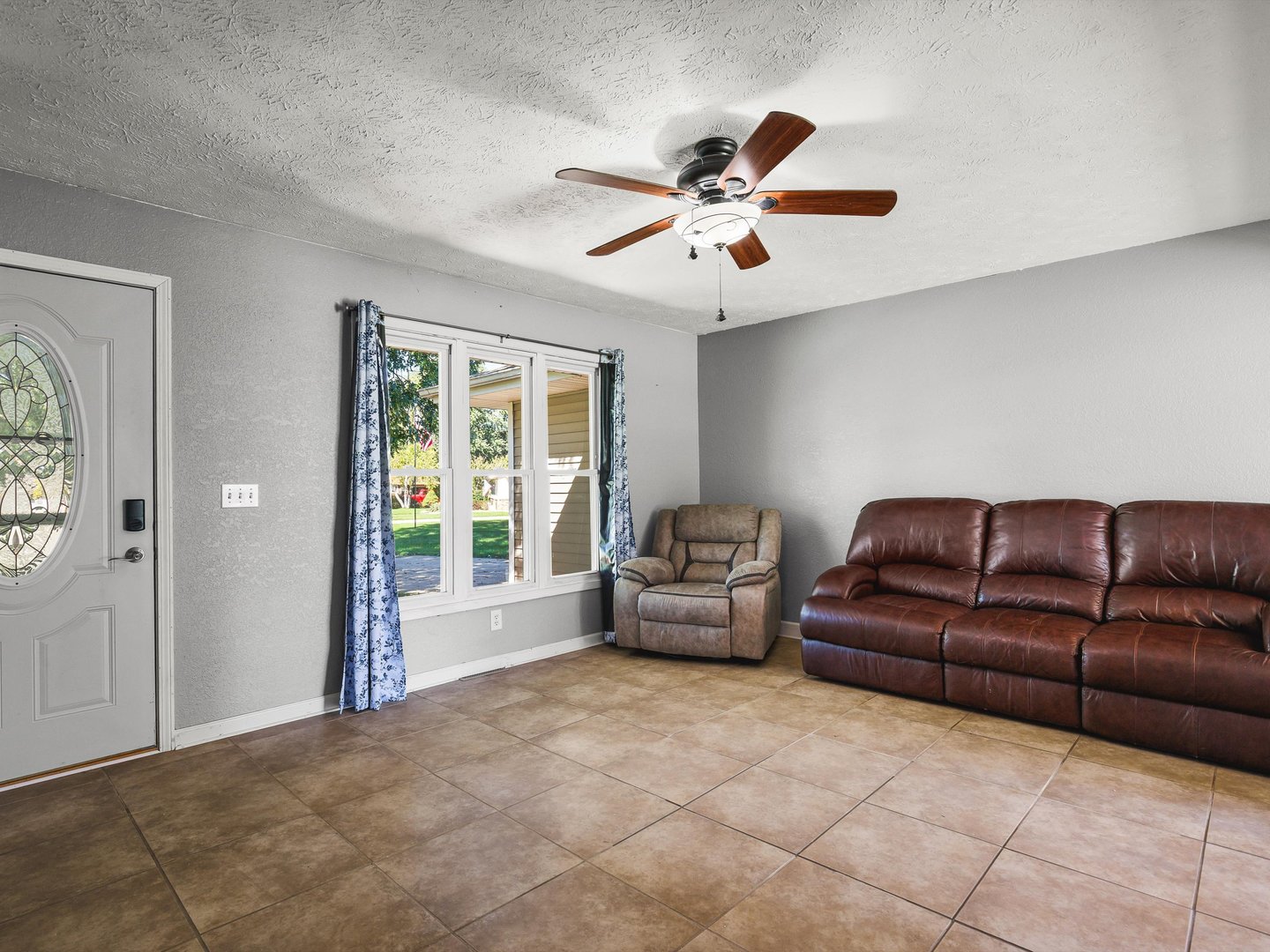8523 Terrang Court Property Photo 6