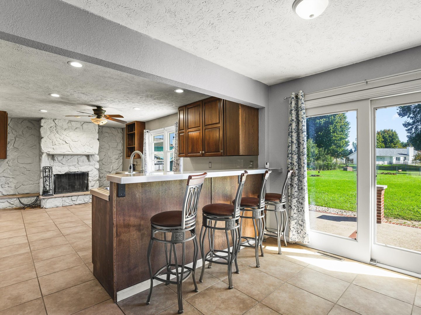 8523 Terrang Court Property Photo 8