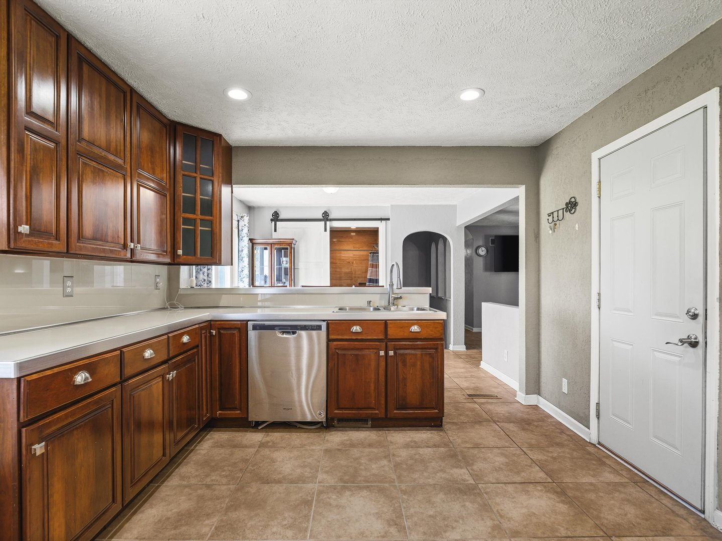 8523 Terrang Court Property Photo 13