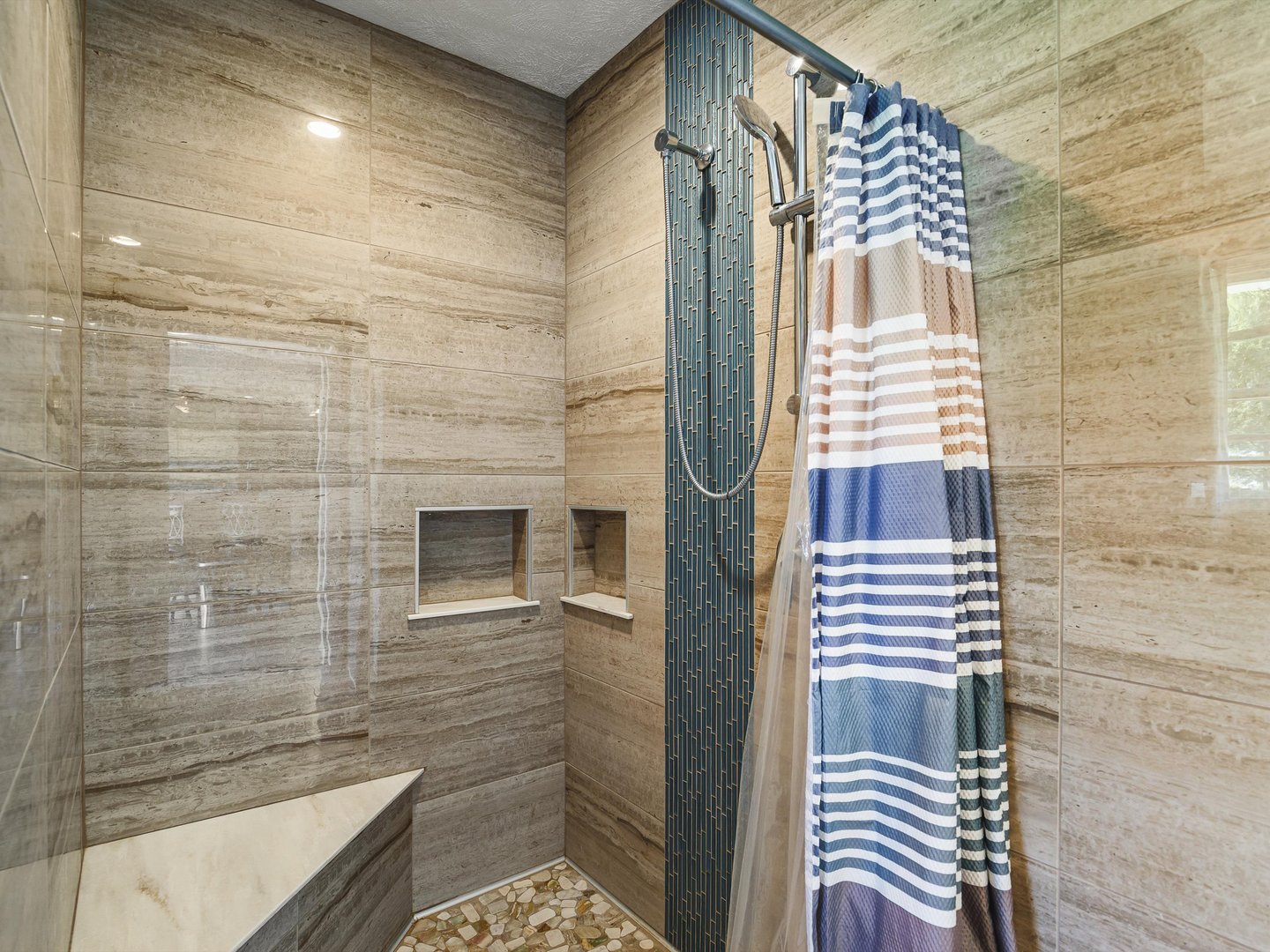8523 Terrang Court Property Photo 15