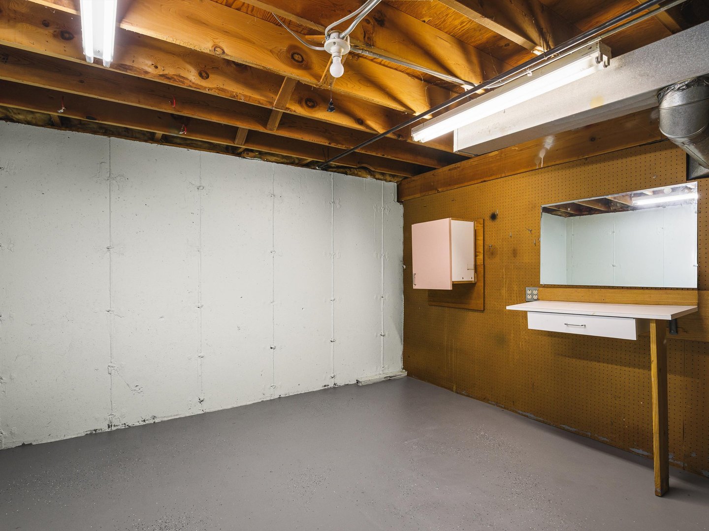 8523 Terrang Court Property Photo 31