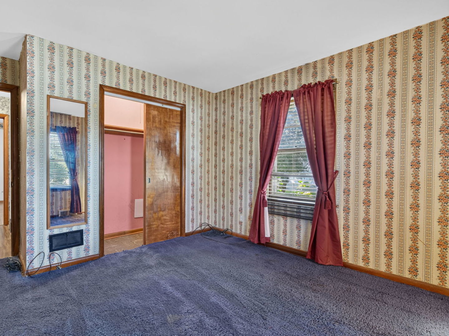 2485 E Division Street Property Photo 20