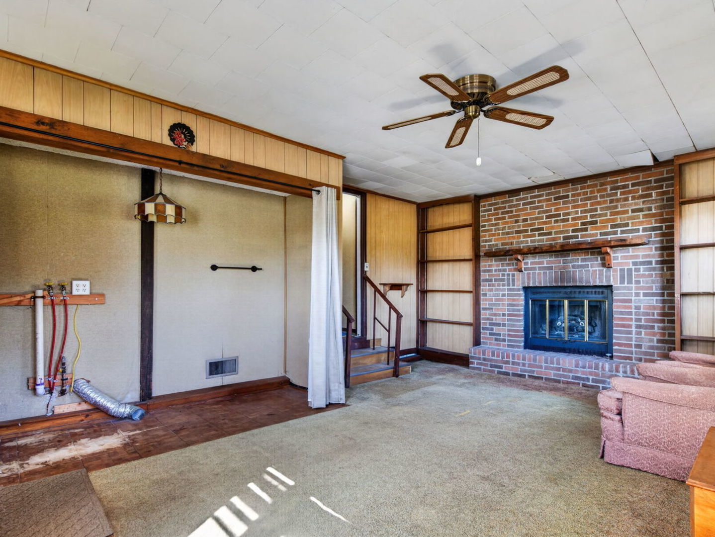 2485 E Division Street Property Photo 28