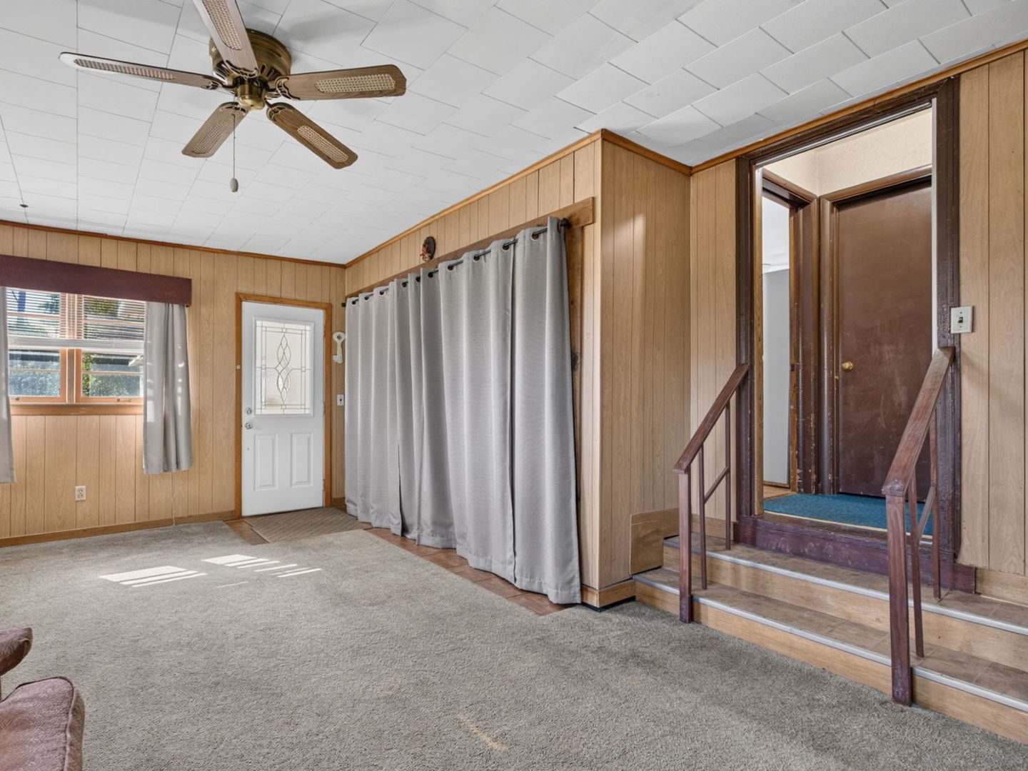 2485 E Division Street Property Photo 29