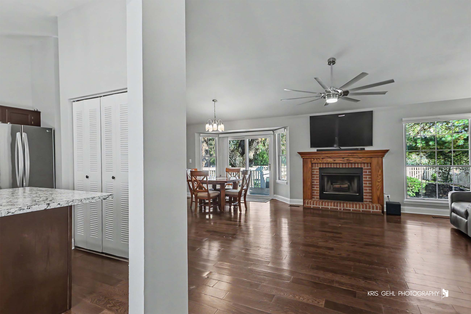 714 Dartmouth Drive Property Photo 2