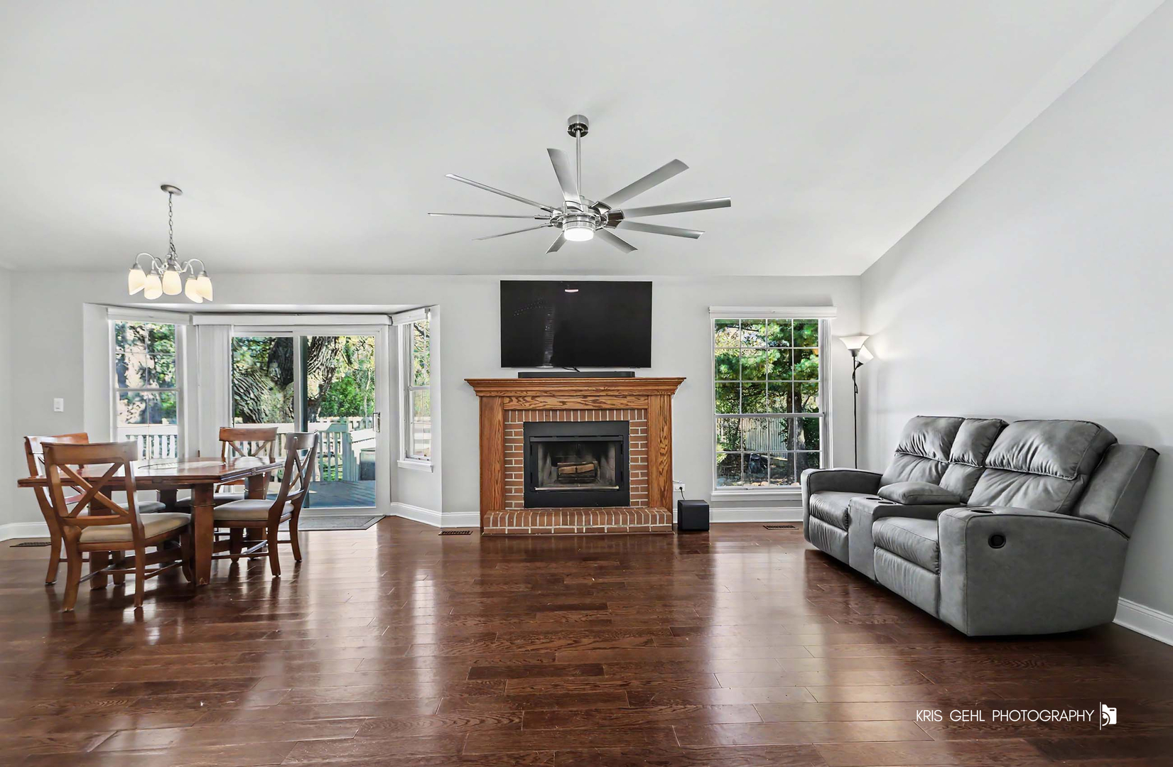 714 Dartmouth Drive Property Photo 8