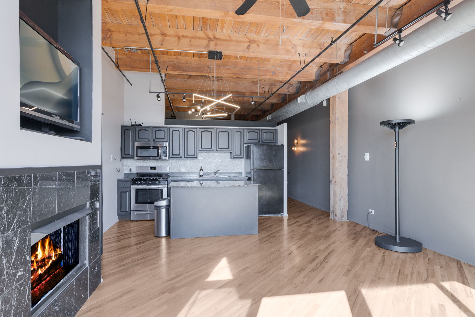 1250 W Van Buren Street 511 Property Photo 16