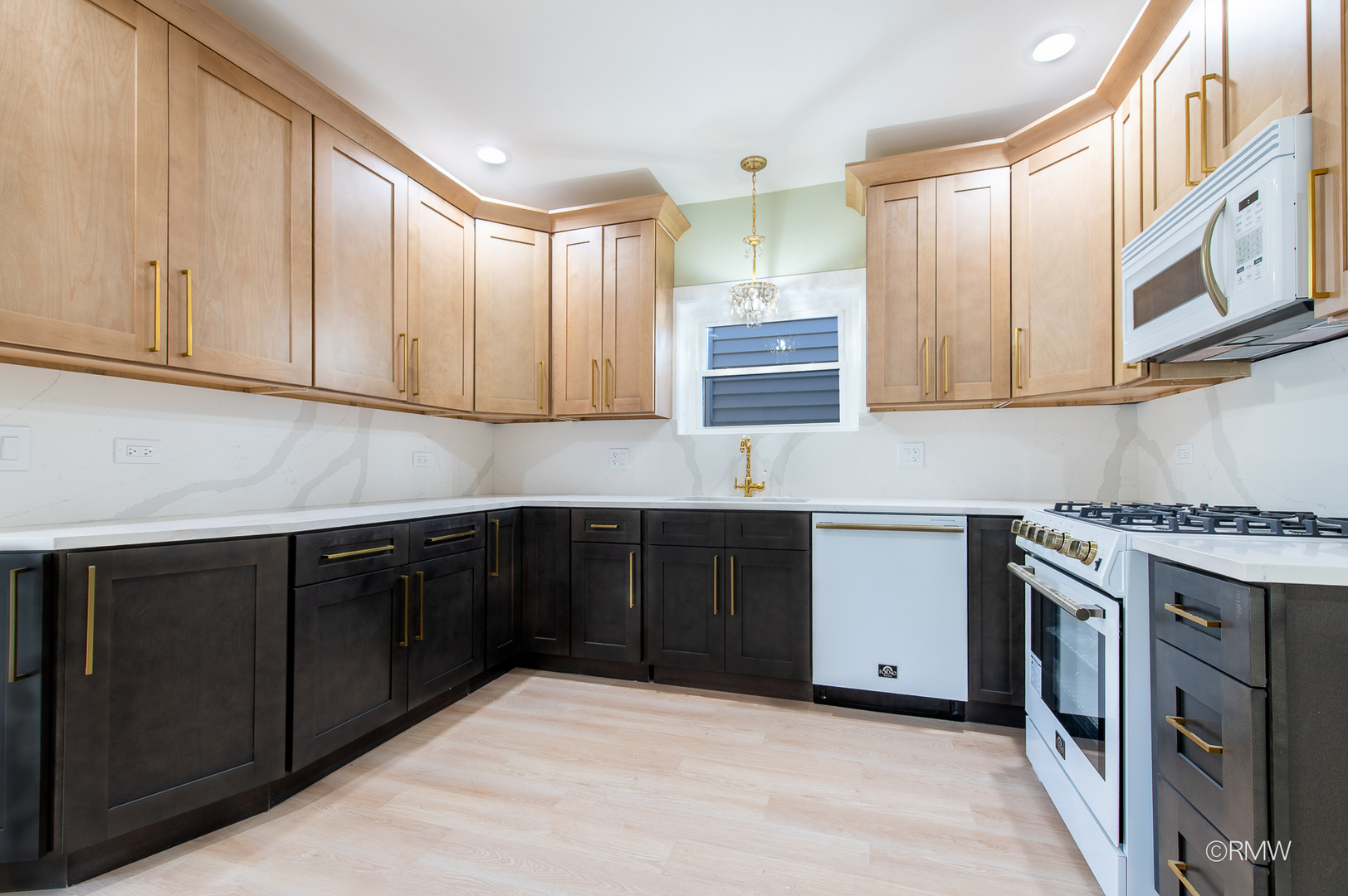 1227 Highland Avenue Property Photo 11