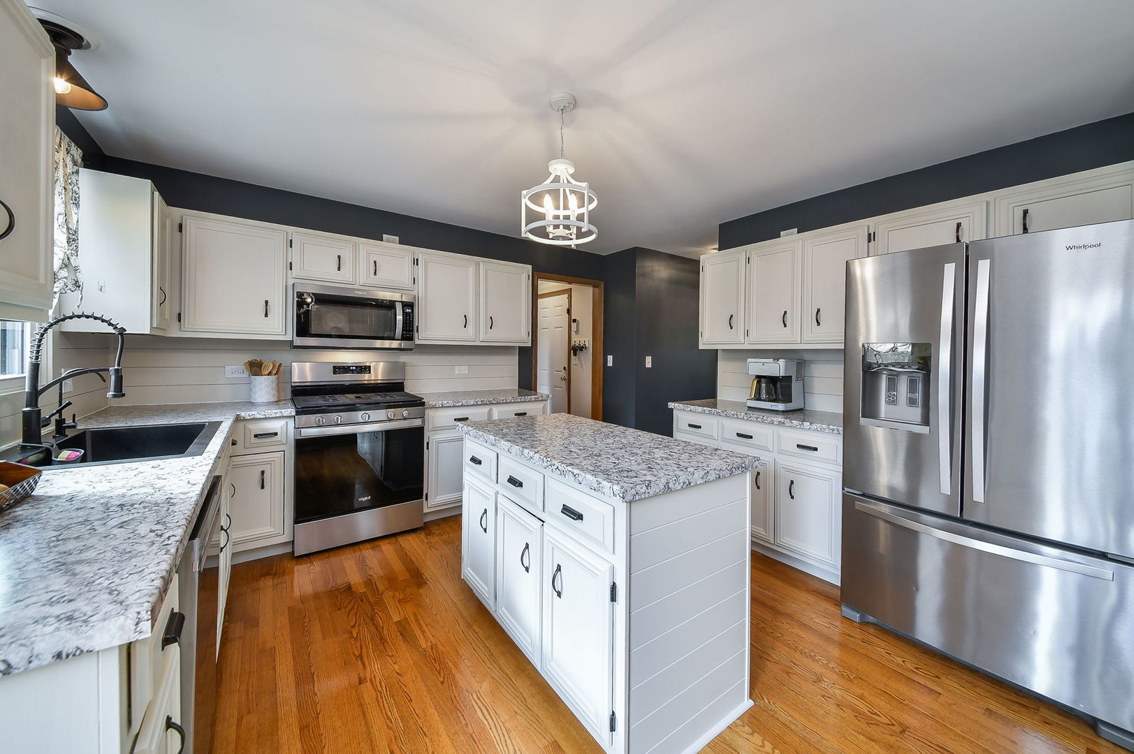 12777715 Property Photo 9