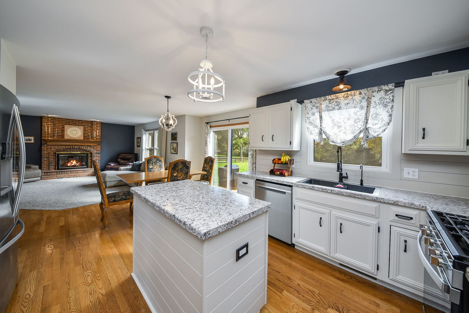 12777715 Property Photo 10