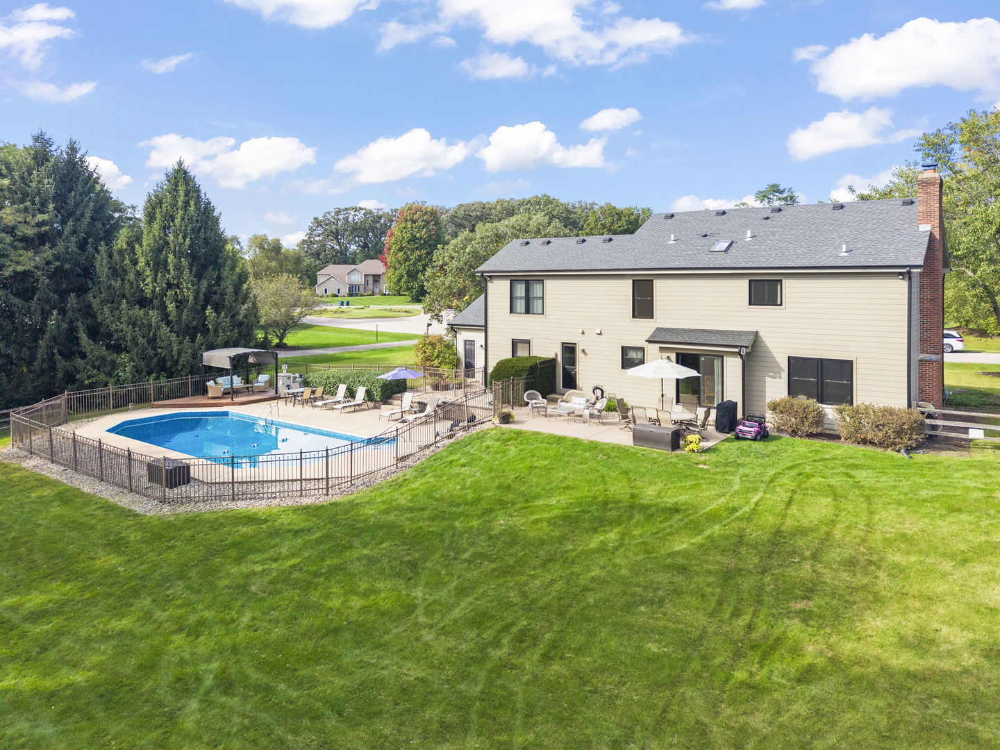 12777715 Property Photo 31