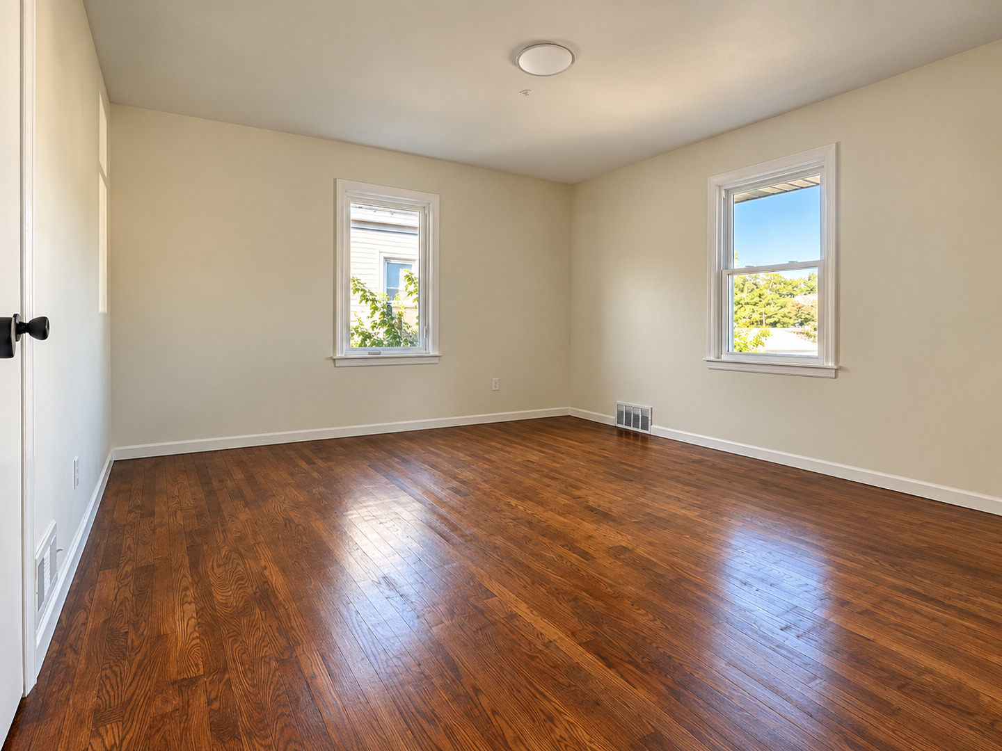 1304 Freeland Avenue Property Photo 7