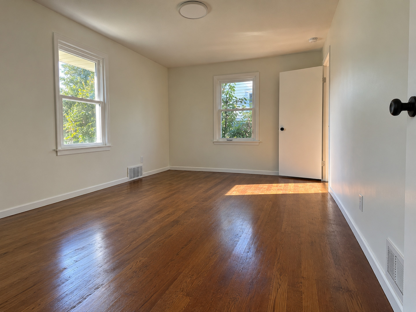 1304 Freeland Avenue Property Photo 8