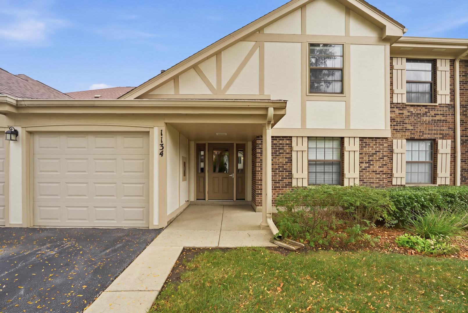 1134 Hawthorne Court B2 Property Photo 1