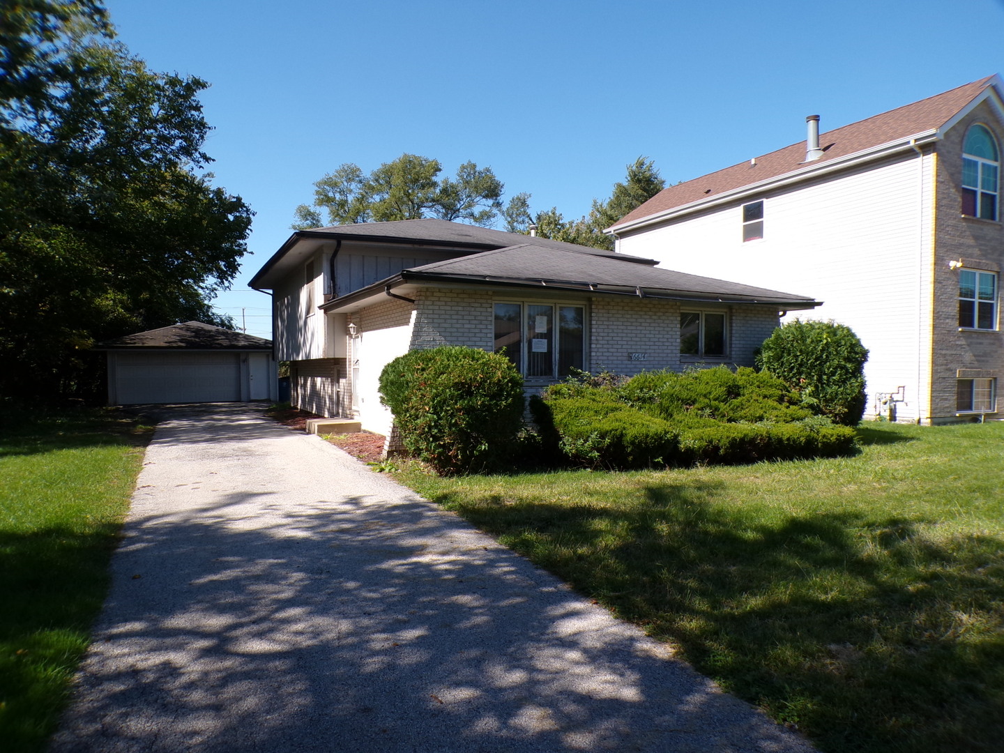 16614 Finch Avenue Property Photo 1