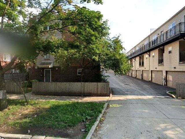 3951 W Ainslie Street 10 Property Photo 2