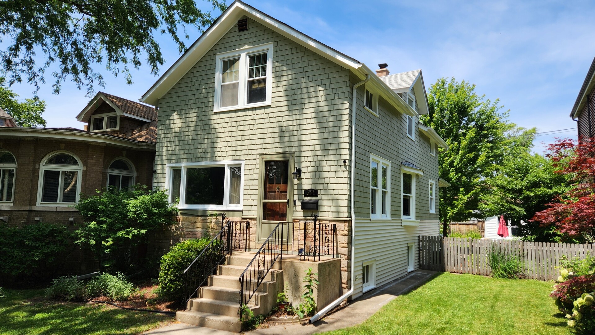 2626 W Morse Avenue Property Photo 20