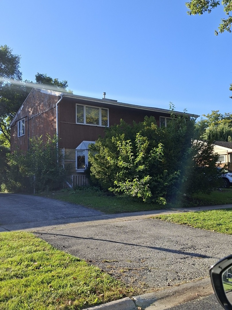 8332 N Odell Avenue Property Photo 1