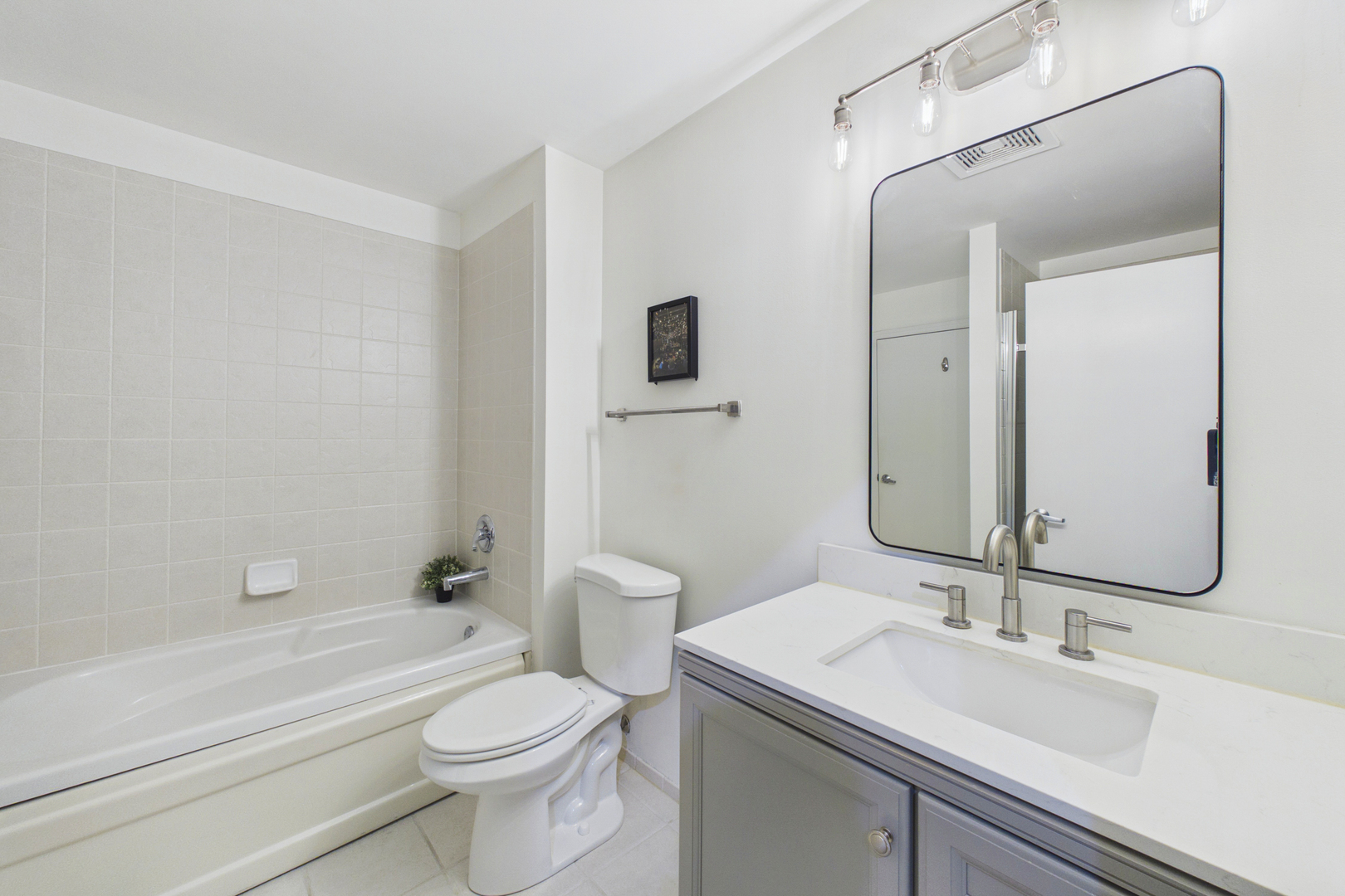 111 S Morgan Street 501 Property Photo 15