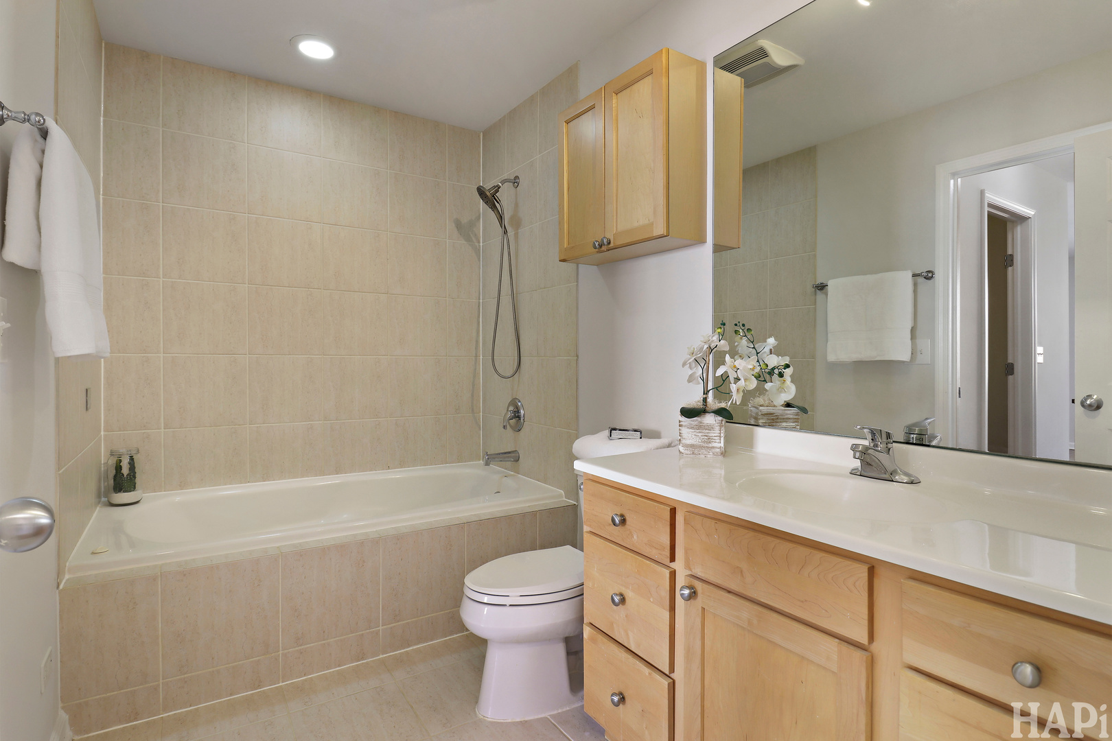6957 N Western Avenue E Property Photo 15