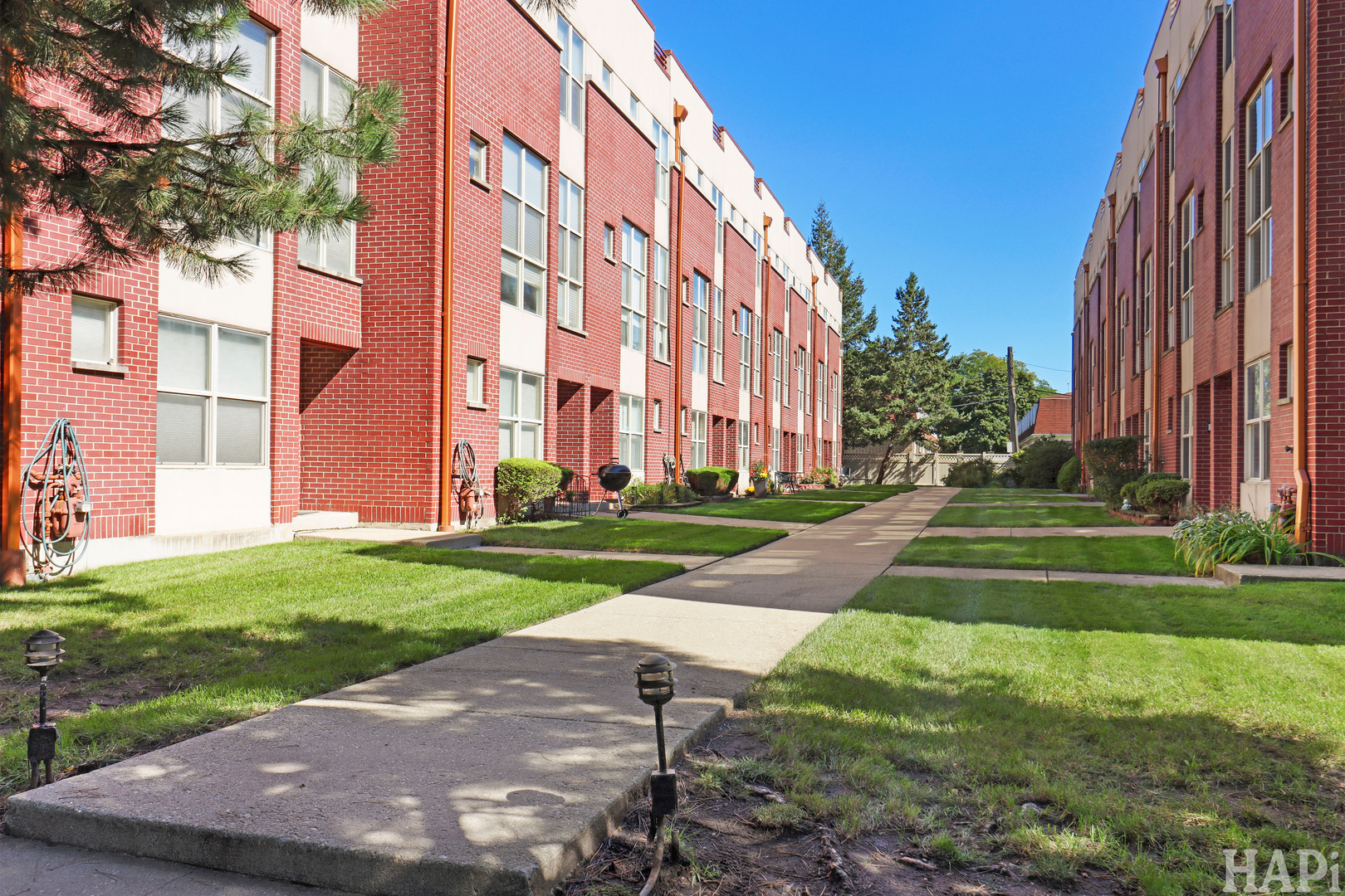 6957 N Western Avenue E Property Photo 28