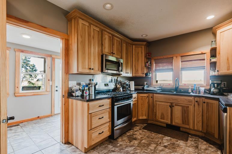 6528 Lilac Road Property Photo 8
