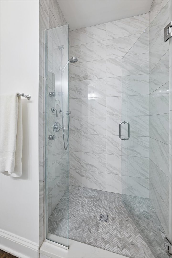 1510 N Wieland Street 2 Property Photo 13