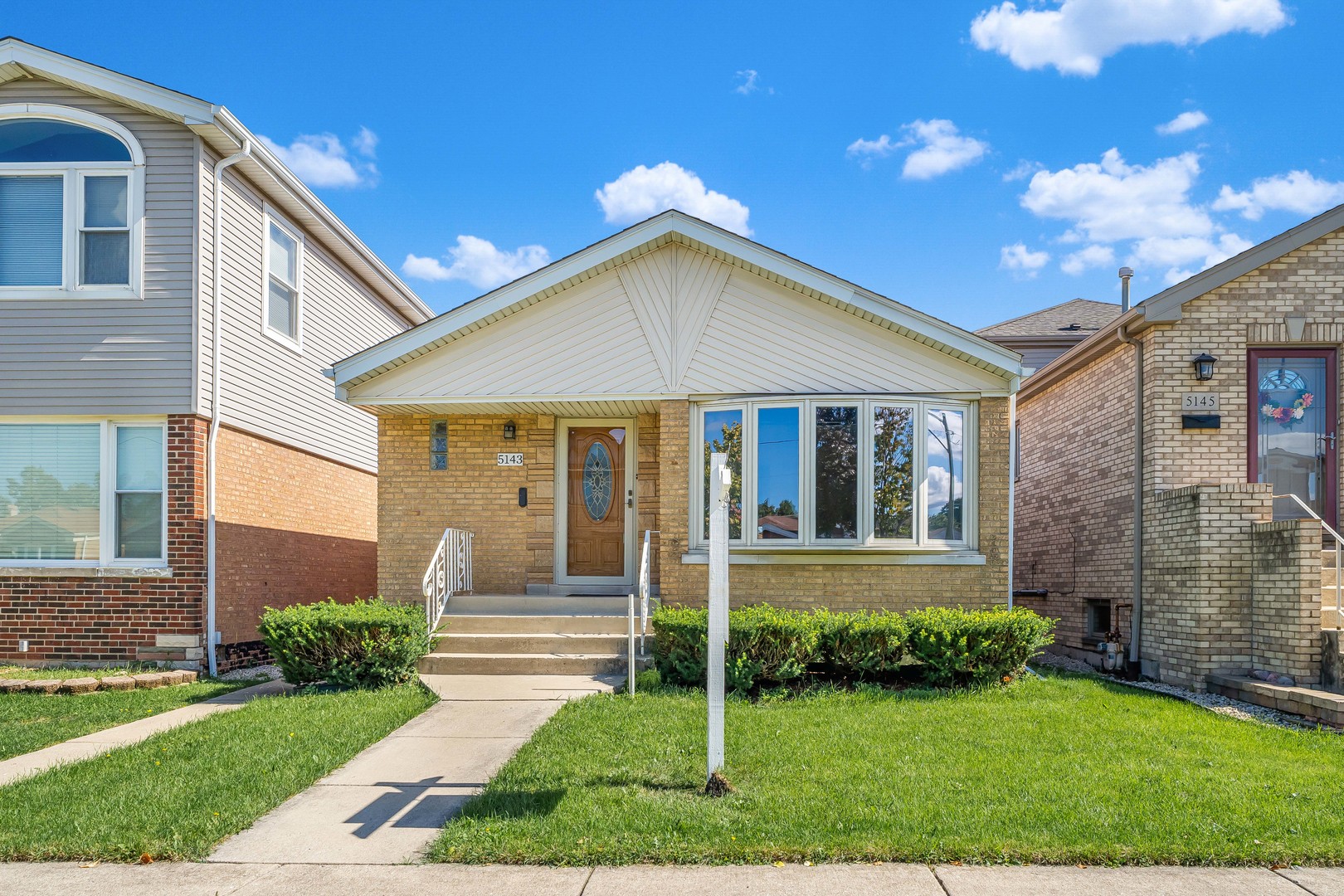 5143 S Rutherford Avenue Property Photo 1